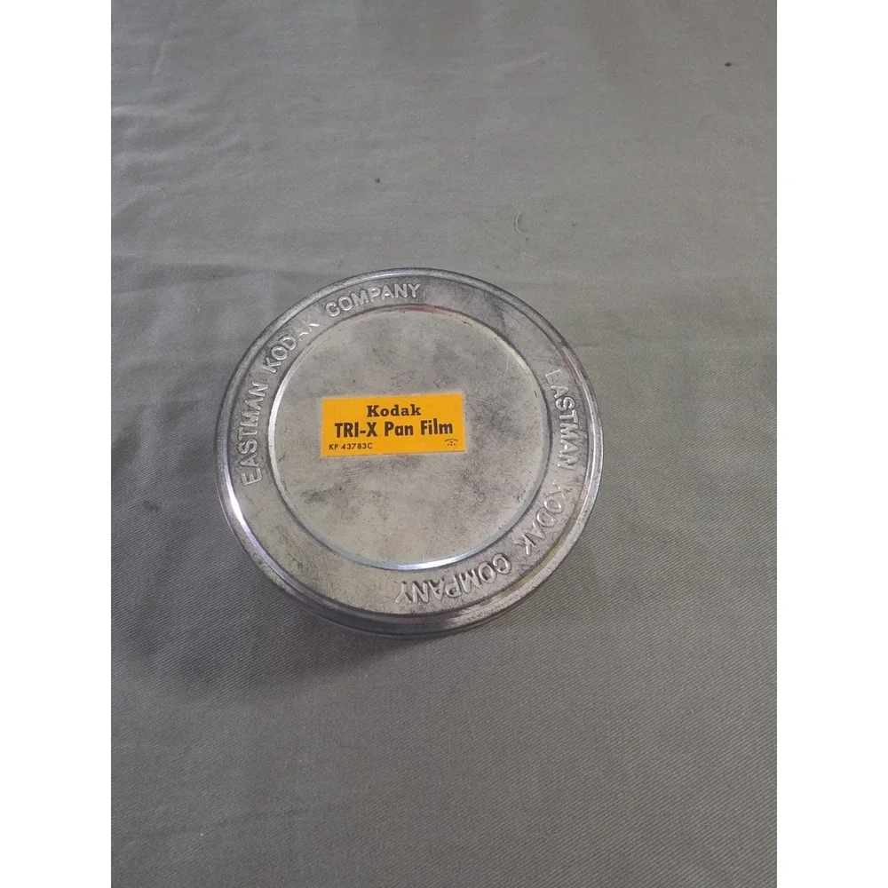 Vintage Tin 1970's Eastman Kodak Company Metal Film Container W Embossed Lid 2